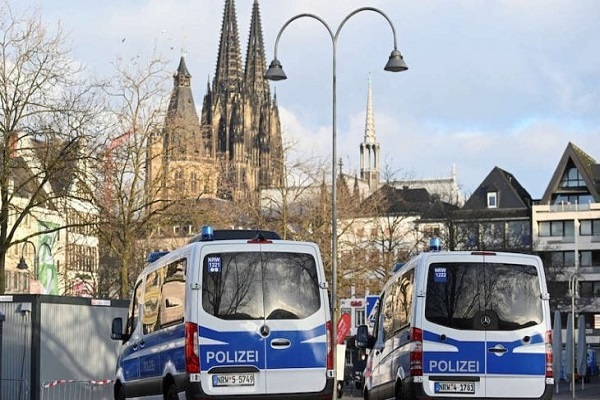 تلاش‌ها برای آزادی استفاده از حجاب و نمادهای مذهبی در برلین