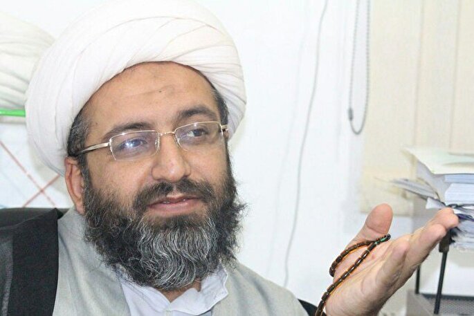 بازخوانی حرکت امام خمینی(ره) را متناسب با اقتضائات زمان انجام دهیم 