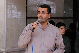 ایستادگی ملت ایران براساس اتحاد و همبستگی است