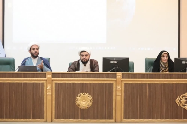 دوره «راهبران امید آینده» در یزد آغاز شد