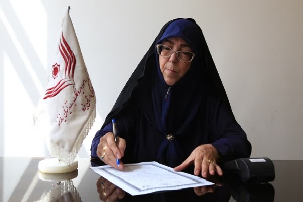 بی بی شمسی حسینی سانیچ، بانوی نیکوکار و فعال قرآنی استان یزد