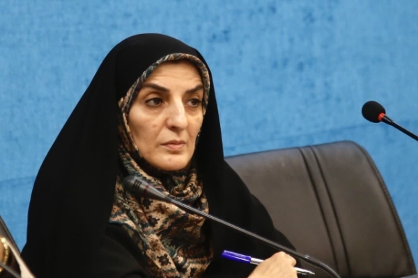 فاطمه دانش، مدیرکل دفتر اموربانوان و خانواده استانداری یزد