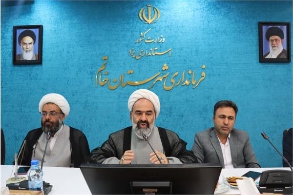 الگوهای دینی و روایی در عرصه فرهنگی مورد توجه باشد