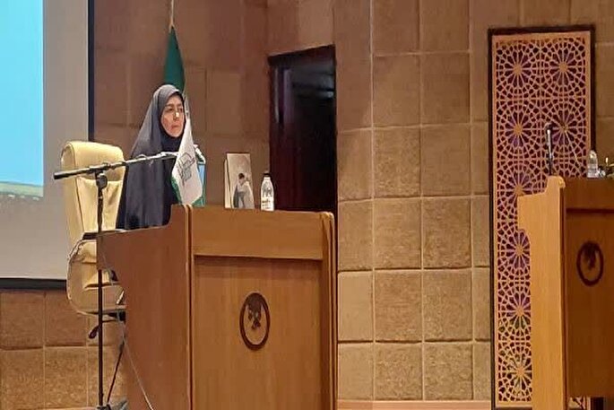 بانوان باید نیروی پیشران ‌بازسازی عتبات شوند