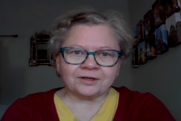 حضرت فاطمه(س) نوری تابنده و راهگشا برای همگان است + فیلم