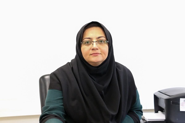 فهیمه قانع، مدیر آموزش و پژوهش‌های توسعه و آینده‌نگری سازمان مدیریت و برنامه‌ریزی استان یزد