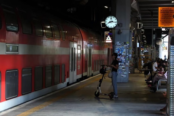 توقف قطارها در اراضی اشغالی فلسطین بعد از انفجار در سیستم برق