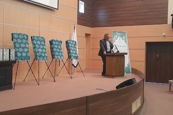 مهدی اقبال، مدیرکل ثبت اسناد و املاک استان یزد