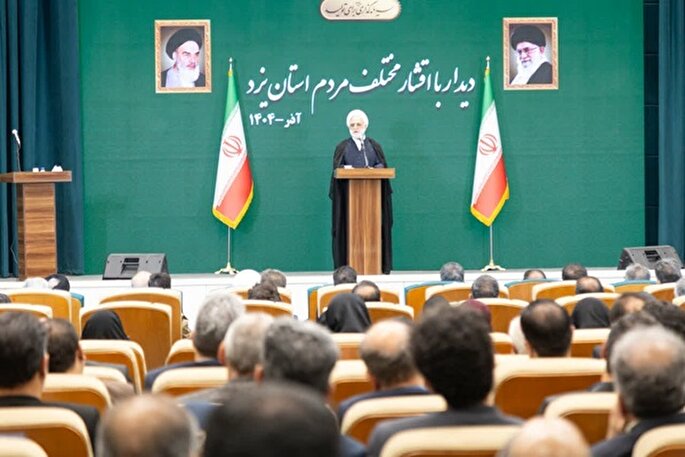 مبارزه با فساد دلیلی برای نشر مطالب نادرست نیست