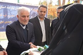 اهدای ۱۰ جهیزیه به خانواده زندانیان نیازمند یزدی