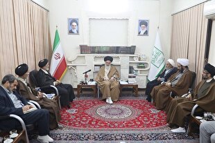 اعتکاف مردمی اداره شود