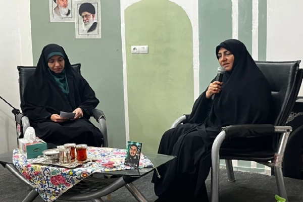 نوجوانان مسجدی حامی انقلاب باشند