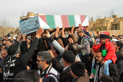 تشییع پیکر شهدای گمنام دفاع مقدس در یزد