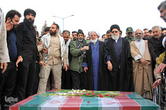 تشییع پیکر شهدای گمنام دفاع مقدس در یزد