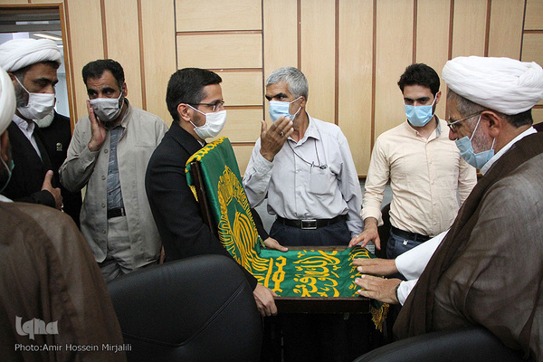 دیدار استاندار و امام جمعه با پرسنل تبلیغات اسلامی استان یزد