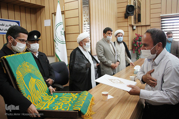 دیدار استاندار و امام جمعه با پرسنل تبلیغات اسلامی استان یزد