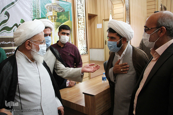 دیدار استاندار و امام جمعه با پرسنل تبلیغات اسلامی استان یزد