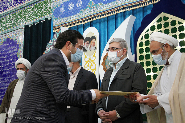 تجلیل از مرتلین و موذنین برتر استان یزد