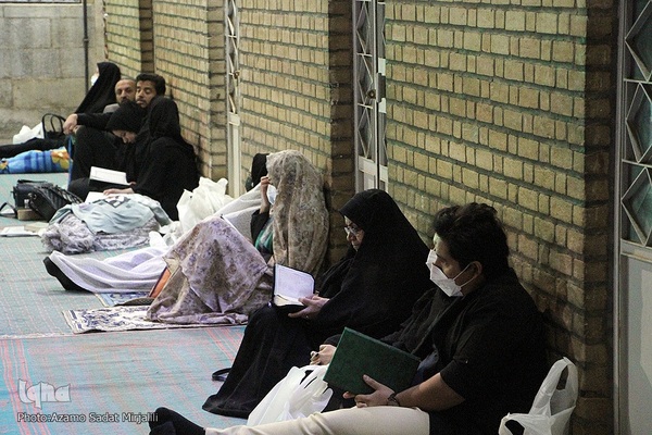 قرار بندگی؛ احیای شب نوزدهم رمضان در مسجد حظیره یزد