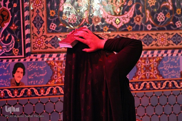 قرار بندگی؛ احیای شب نوزدهم رمضان در امامزاده سید جعفر محمد (ع) یزد