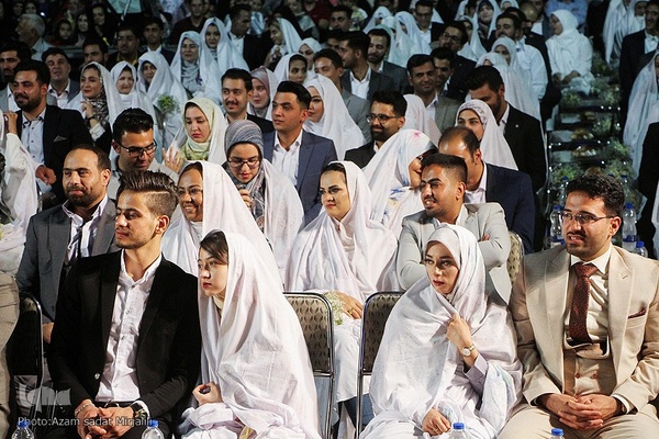 آیین جشن ازدواج 55 زوج جوان در یزد‎‎