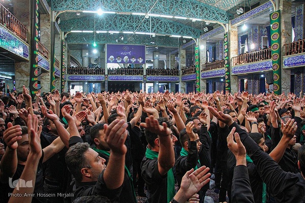 حسینیه ایران؛ تاسوعای حسینی در مسجد حظیره یزد