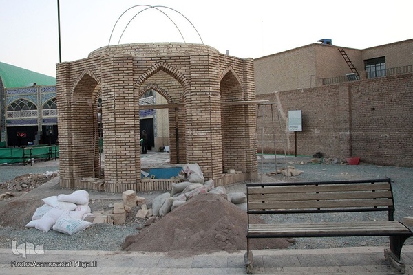 آرامگاه آذریزدی شعر ایران