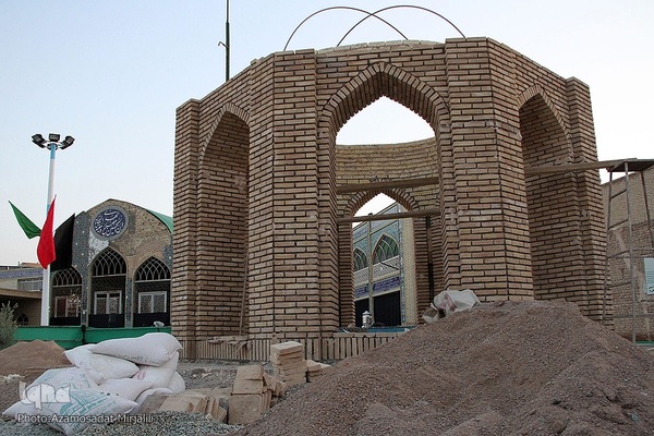 آرامگاه آذریزدی شعر ایران