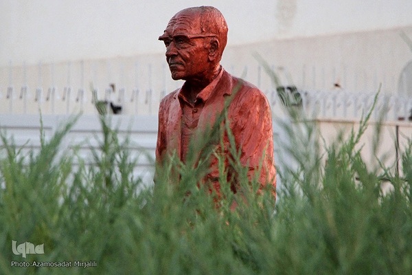 آرامگاه آذریزدی شعر ایران