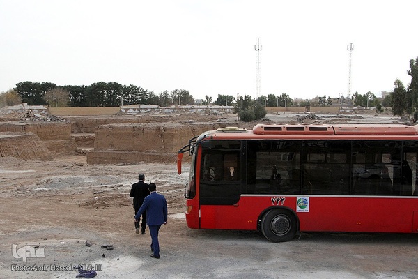 بازدید خبرنگاران از پروژه های در دست اقدام سازمان سرمایه گذاری شهرداری یزد‎‎