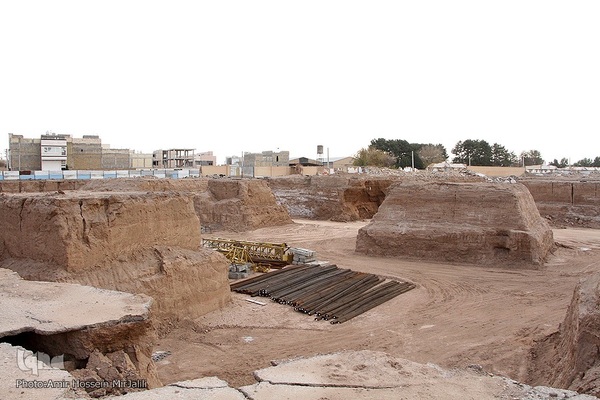 بازدید خبرنگاران از پروژه های در دست اقدام سازمان سرمایه گذاری شهرداری یزد‎‎