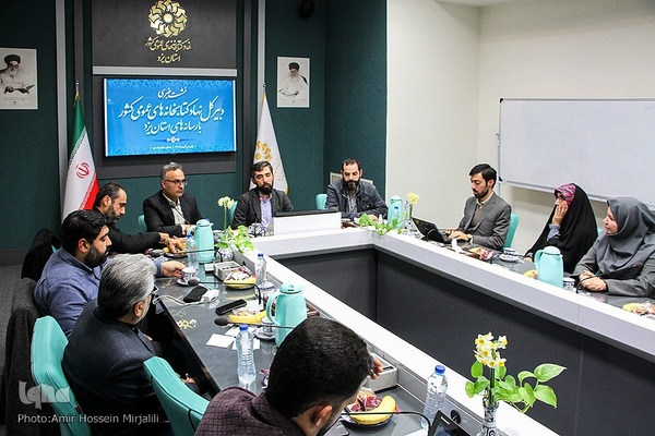 نشست خبری رمضانی دبیر کل نهاد کتابخانه‌های عمومی کشور در یزد‎‎