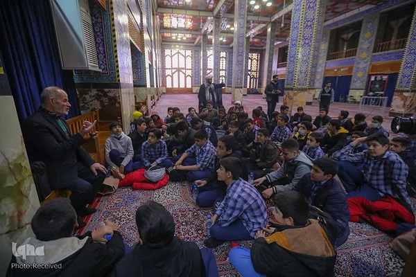 اجرای طرح «بوم‌گردی انقلاب» در یزد‎‎