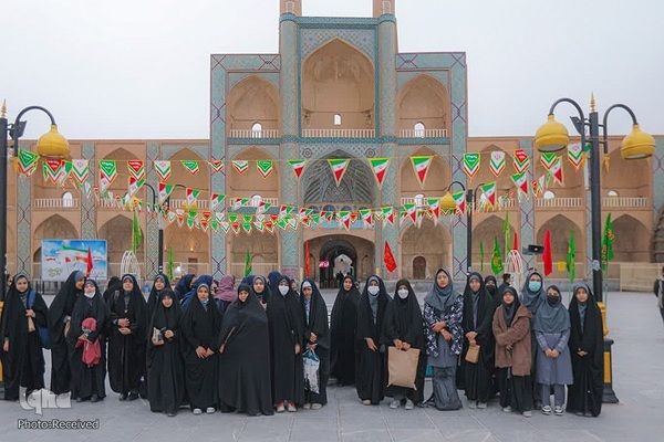 اجرای طرح «بوم‌گردی انقلاب» در یزد‎‎