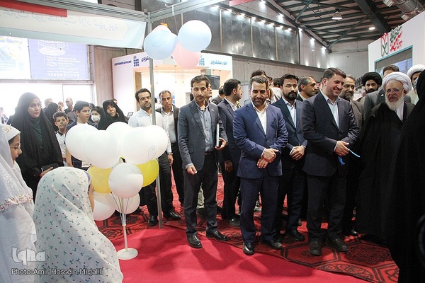 افتتاح نمایشگاه قرآن و عترت در یزد‎‎