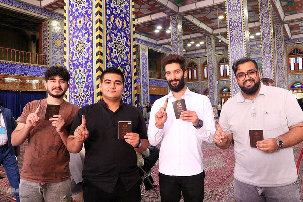 حماسه حضور یزدی‌ها در آغازین ساعات انتخابات ریاست‌ جمهوری‎