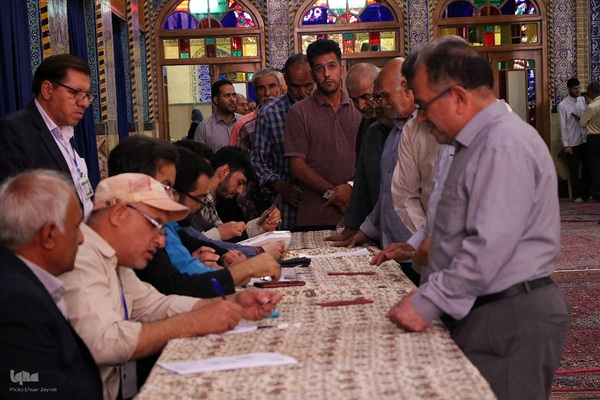 حماسه حضور یزدی‌ها در آغازین ساعات انتخابات ریاست‌ جمهوری‎