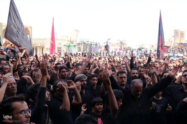 آیین نخل برداری هیئت حسینی نظرکرده یزد‎