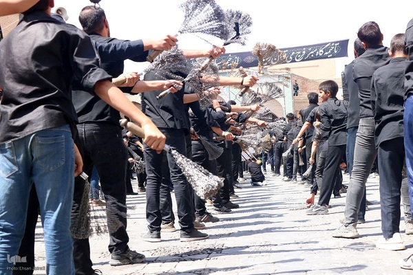 مراسم سنتی 13 محرم در مسجد ملااسماعیل یزد‎