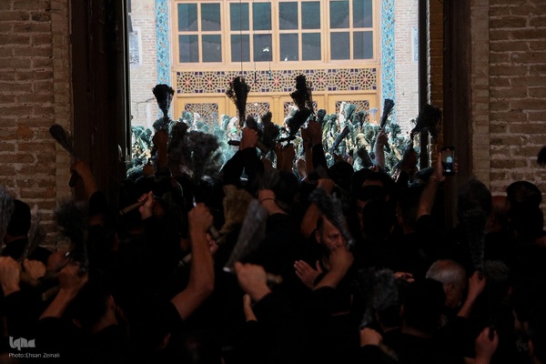 مراسم سنتی 13 محرم در مسجد ملااسماعیل یزد‎