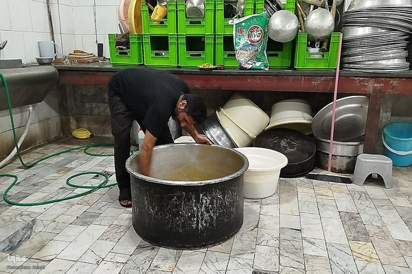 طبخ هفت هزار غذا همزمان با ظهر ۱۳ محرم در یزد‎