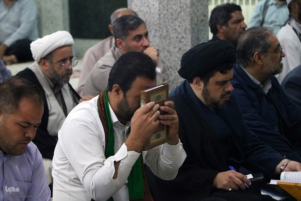 جشن میلاد پیامبر(ص) و کرسی تلاوت قرآن کریم در یزد