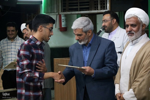جشن میلاد پیامبر(ص) و کرسی تلاوت قرآن کریم در یزد