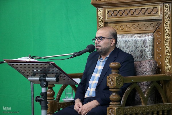 جشن میلاد پیامبر(ص) و کرسی تلاوت قرآن کریم در یزد