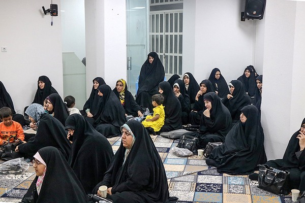 کرسی حفظ قرآن در یزد‎