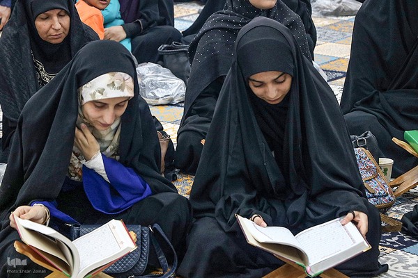 کرسی حفظ قرآن در یزد‎