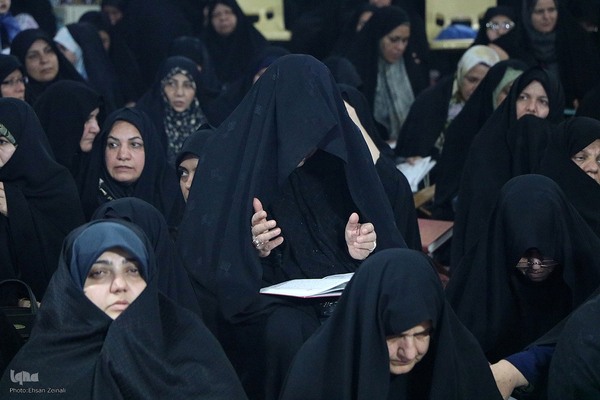 محفل قرآنی چلچراغ آیه‌ها در یزد‎