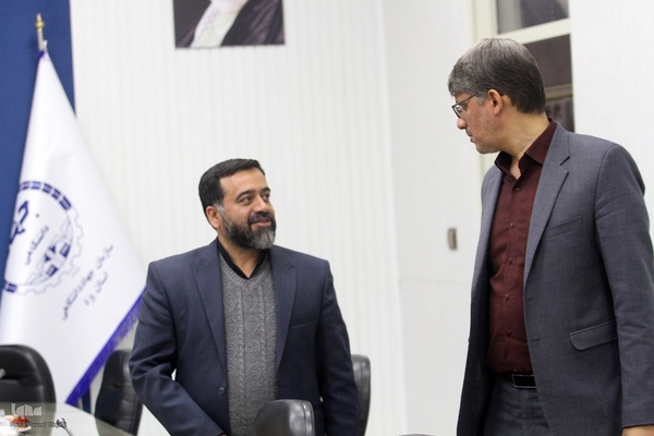 میزگرد ایکنا یزد به مناسبت هفته قرآن، عترت و نماز در مدارس‎