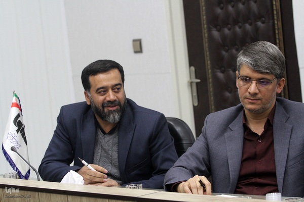 میزگرد ایکنا یزد به مناسبت هفته قرآن، عترت و نماز در مدارس‎