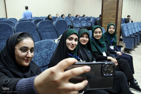 آیین اختتامیه و تجلیل از برترین های مرحله استانی سیزدهمین دوره مسابقات ملی مناظرات دانشجویی استان یزد